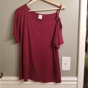Kaileigh Cold Shoulder Top Stitch Fix
